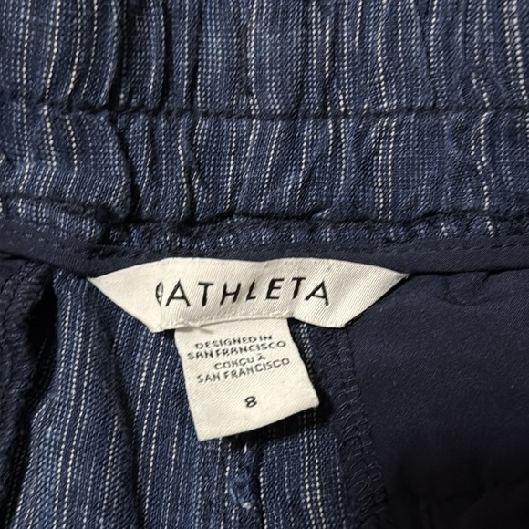 Athleta Women's Cabo Linen Textured 4" Short Blue Texture With Pockets - Picture 3 of 5